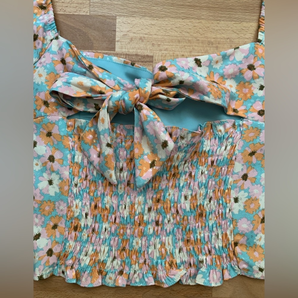 Super Cute Cropped Floral Altard State Top Size L NWT - Picture 3 of 4